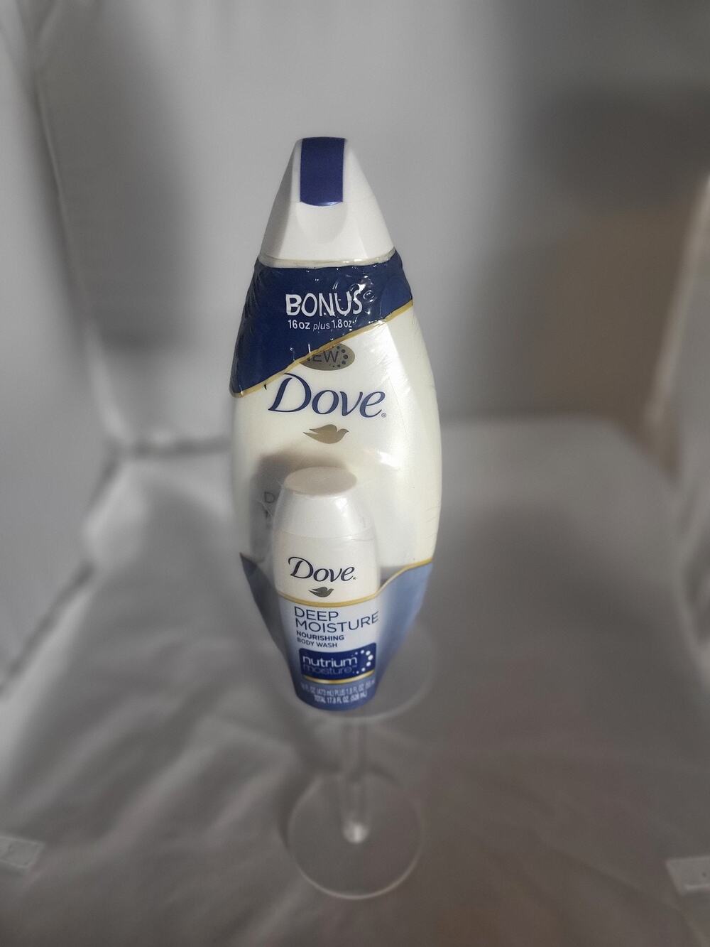 Dove Deep Moisture (Body Wash) 16 oz with travel size